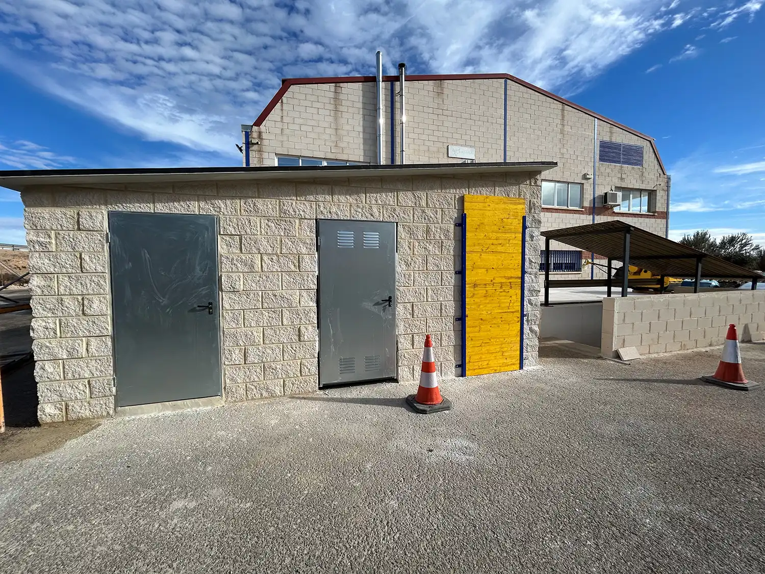 Espacio para caldera inteligente de biomasa